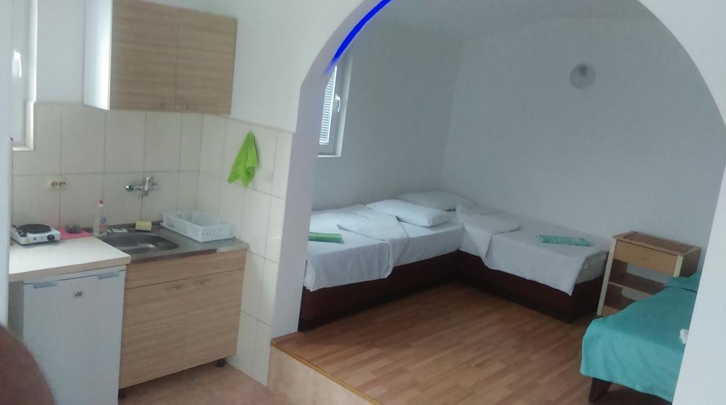 Krste Apartment *
