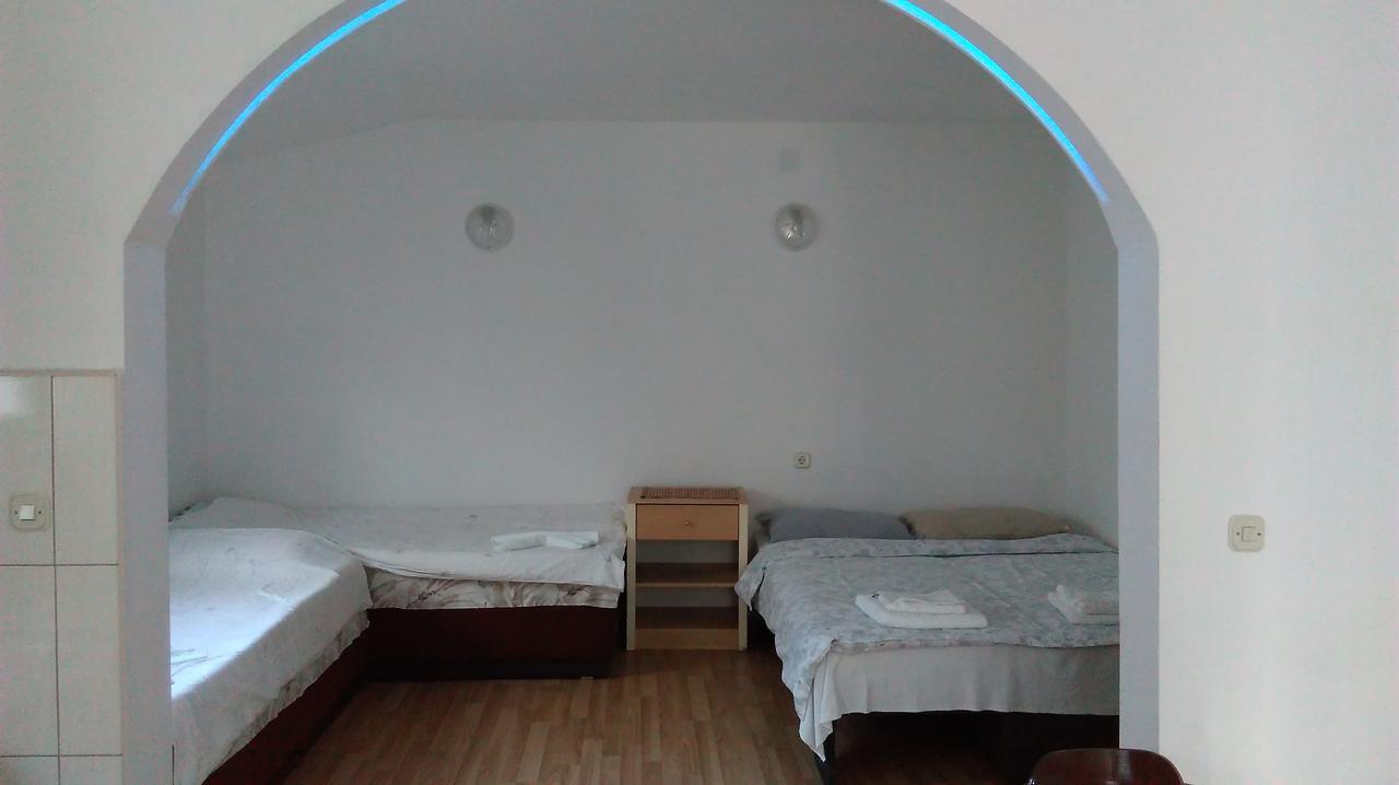 Krste * Trpejca